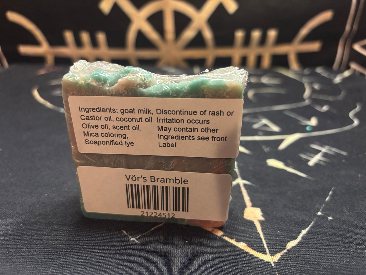 Vör's Bramble cranberry goat milk soap by Midgard Artistry, photo 2