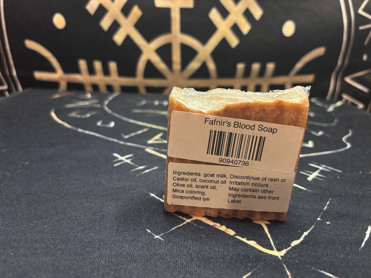 Fafnir's Blood dragon's blood goat milk soap by Midgard Artistry, photo 2